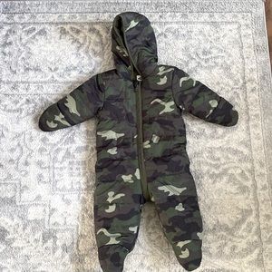 Old Navy Infant Snow Suit